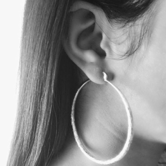 ✨✨925 Sterling Silver Hoop Earrings✨✨ - Picture 4 of 5